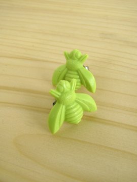 Bee Stud Earrings - Lime Green - $5.00 : --- Art School Dropout.net ---