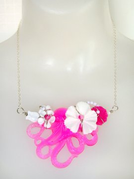 Juxtapose Necklace #917 - $40.00 : --- Art School Dropout.net --- :  necklace flower octopus art school